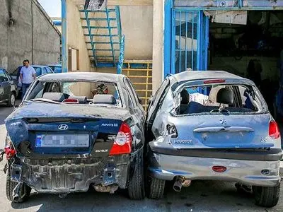 مرکز خرید ماشین تصادفی